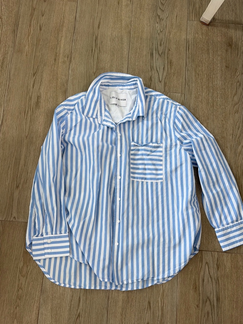 Lola River Women’s Size Xl Blue Striped Button-Up Collared Long Sleeve